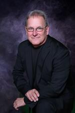 portrait photo of Dr. Frank Tracz