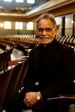 portrait photo of Robert Meunier